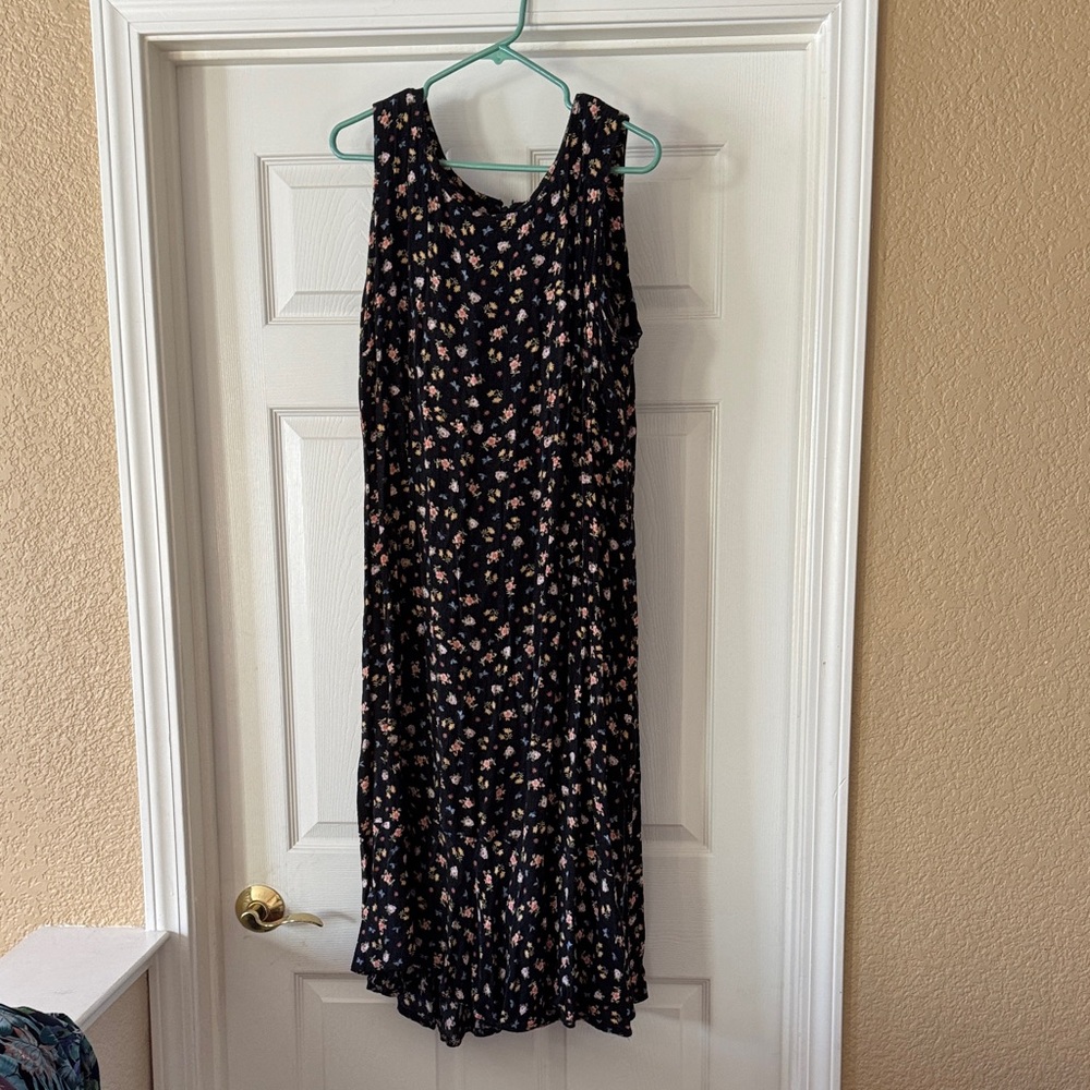 R&K Navy Floral Midi Dress